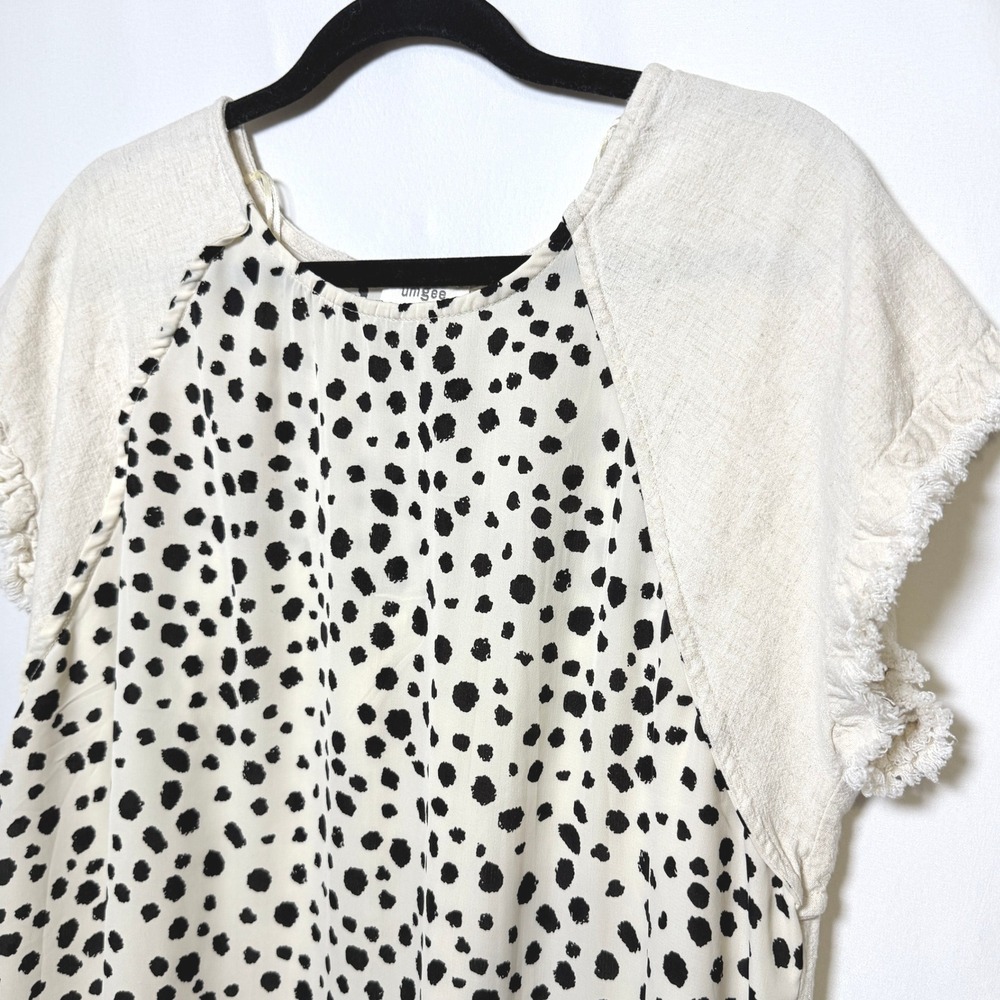 Umgee Womens Animal Spot Print Linen Blend Fringe Trim Blouse Cream Black L